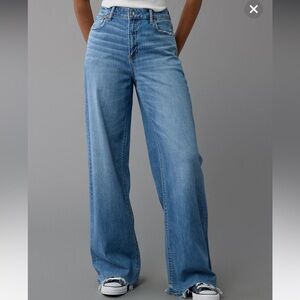 AE Dreamy Drape Stretch Super High-Waisted Baggy Wide-Leg Jean